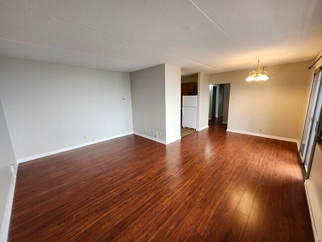 Photo - 411 Ellerdale St Unit 604
