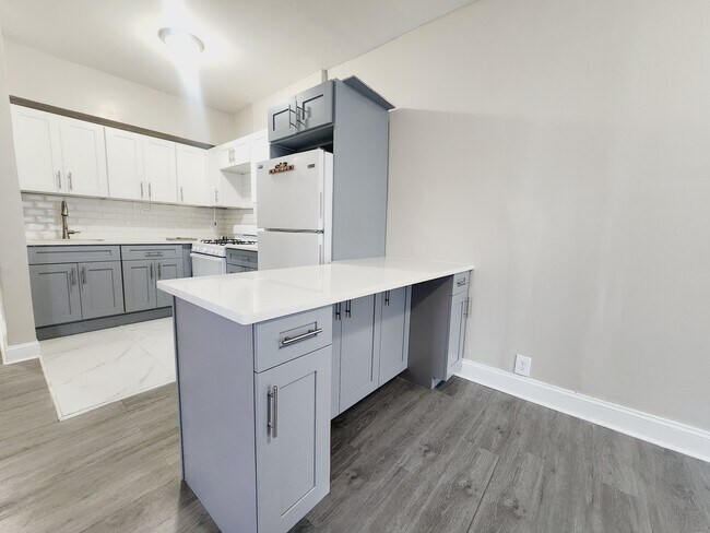 Photo - 93 Grant Ave Unidad 5