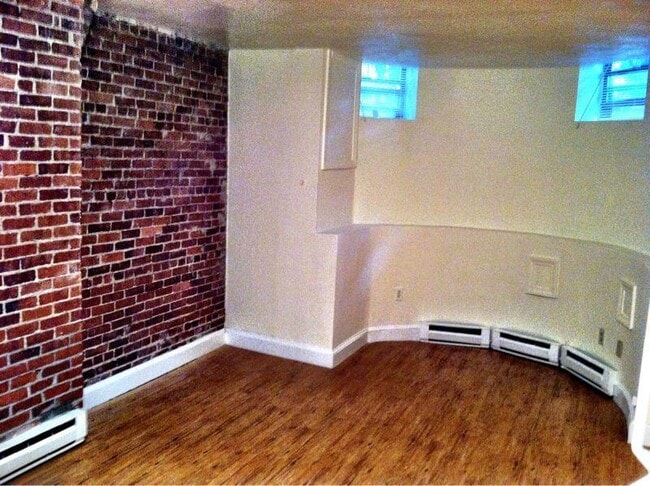 Building Photo - 7 Follen St Unit 12