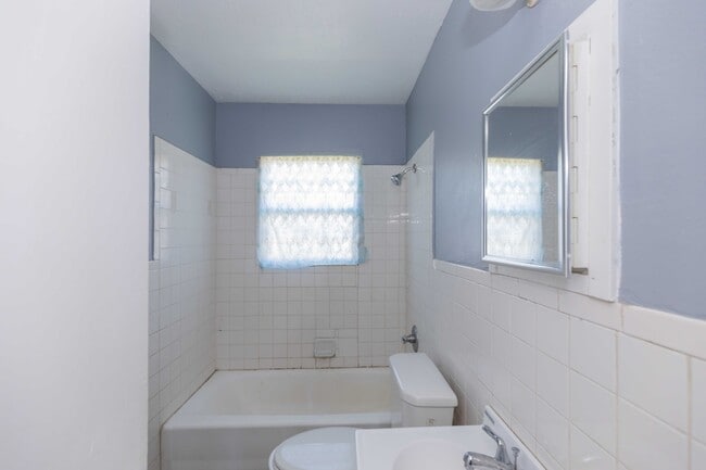 Photo - 1819 N Wilson St