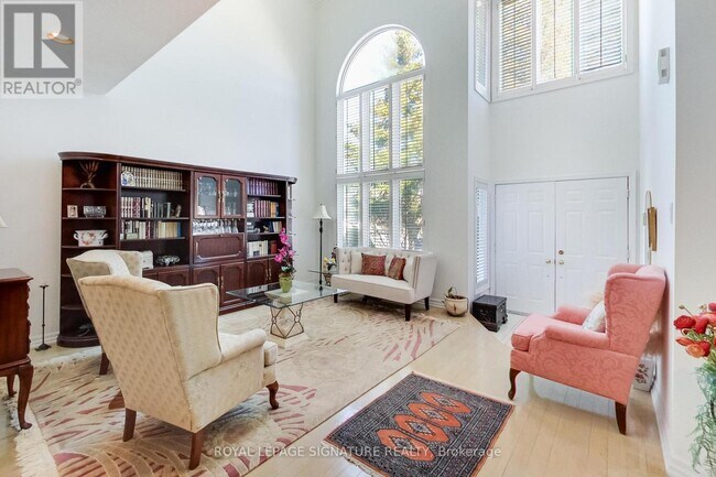 Photo - 1814 Rosebank Rd