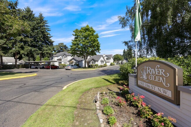 Photo - River Glen Apartments