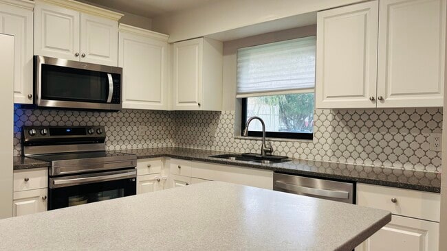 Photo - 9521 Boca Cove Cir Unidad 505