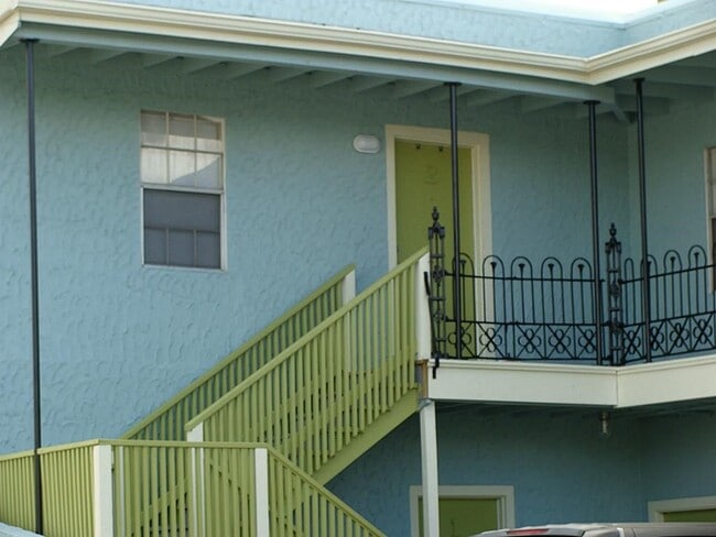 Building Photo - 802 Avenue K Unit 2