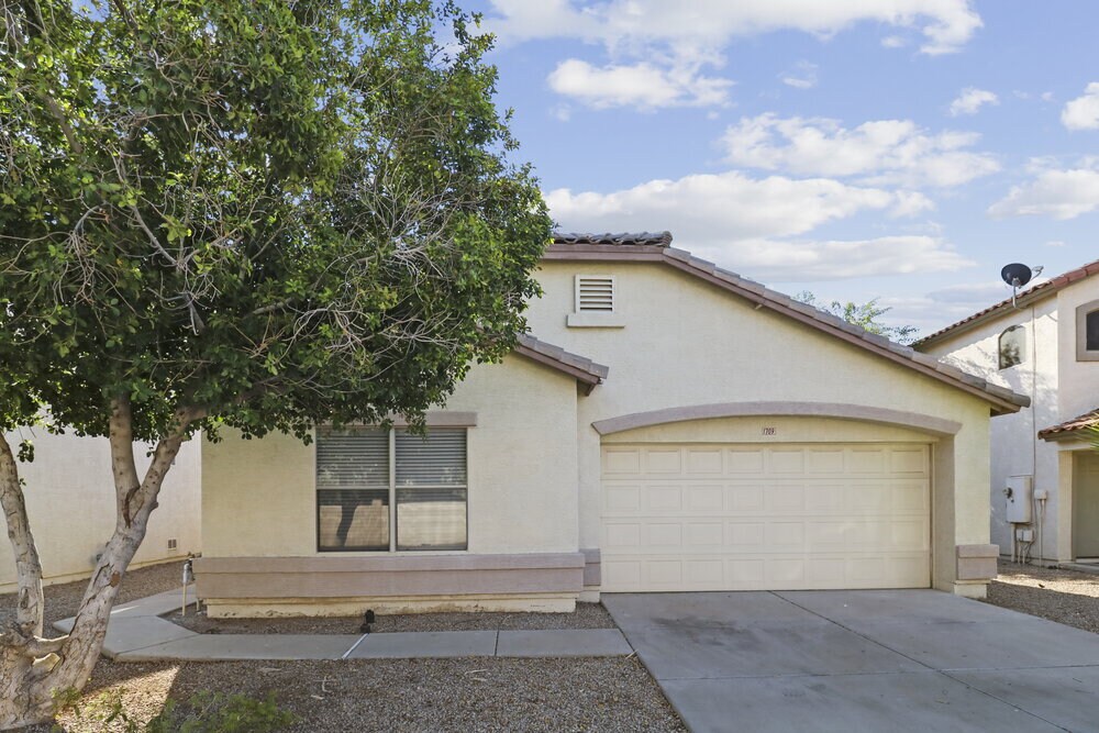 Photo - 1709 N 127th Ave House