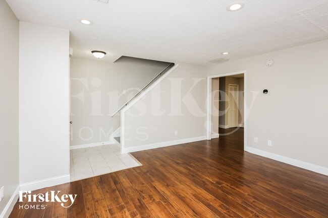 Photo - 7064 Saratoga Dr