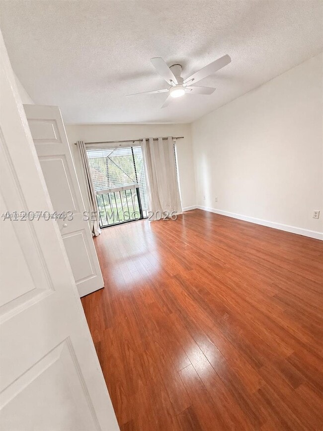 Photo - 3522 Torremolinos Ave