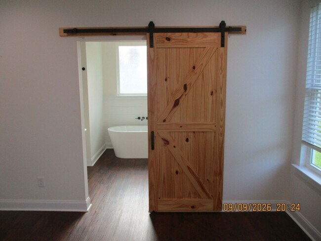 Photo - 172 Belmont Dr