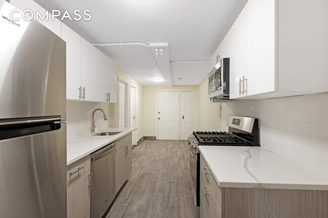 Photo - 32-84-84 46th St