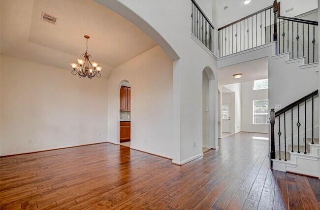 Photo - 11 Sagamore Ridge Pl