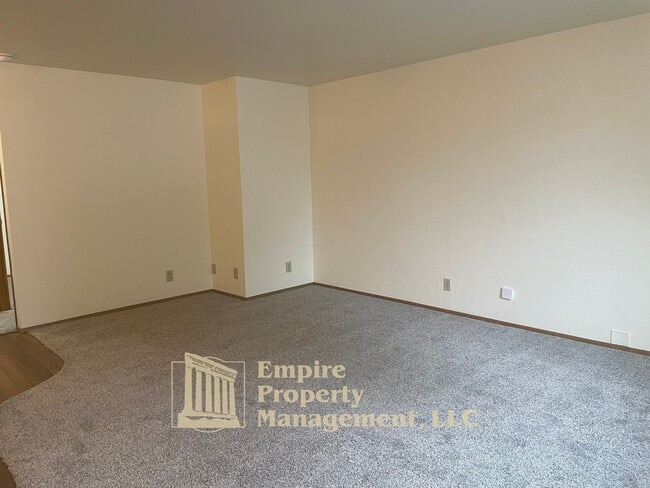 Photo - 3806 Dove Ln