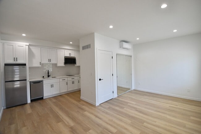 Photo - 2683 34th St Unidad 17