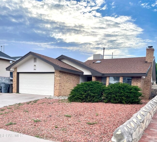 Photo - 761 Dorsey Dr