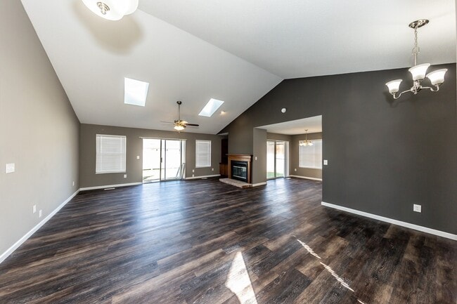 Photo - 1113 S Walnut St