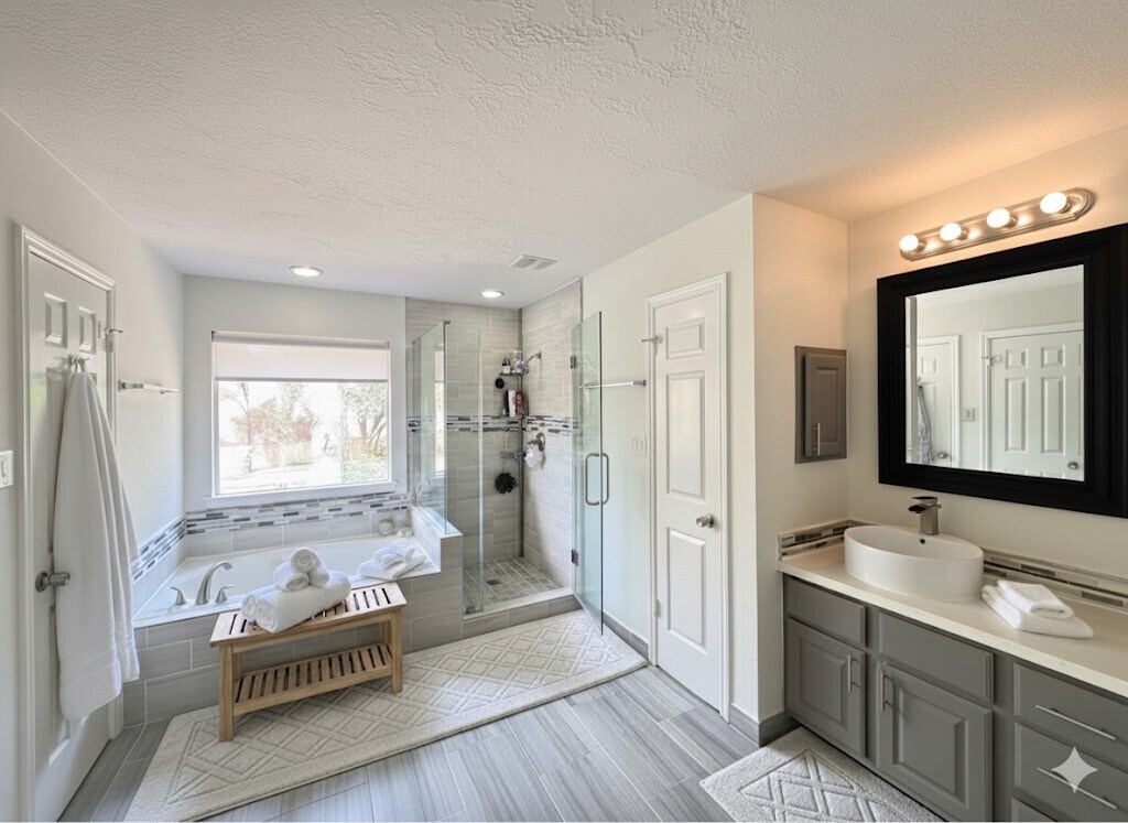 Photo - 16906 Scenic Lakes Way