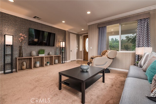 1688 Crest View Pl