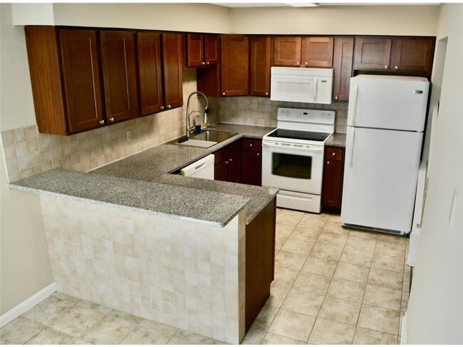 Building Photo - 335 Elan Ct Rental