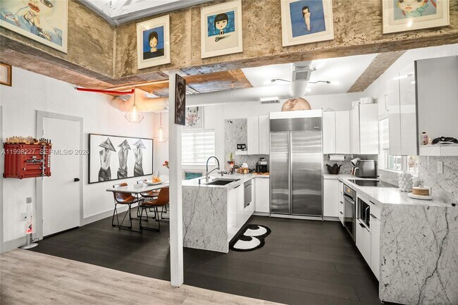 Photo - 455 NW 19th Ln Unit 17