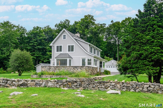 Photo - 47 Middle River Rd