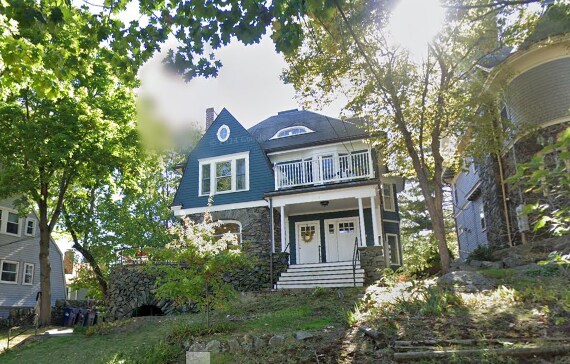Photo - 10 Selkirk Rd Apartments Unit 4
