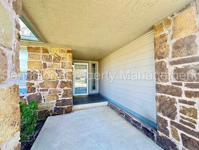 Photo - For Lease | Broken Arrow | Available Now!