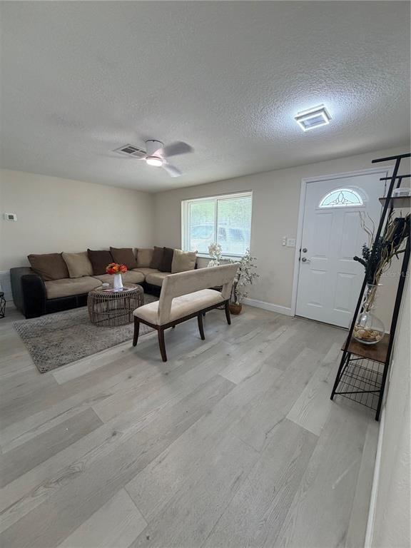 Photo - 6338 Aberdeen Ave