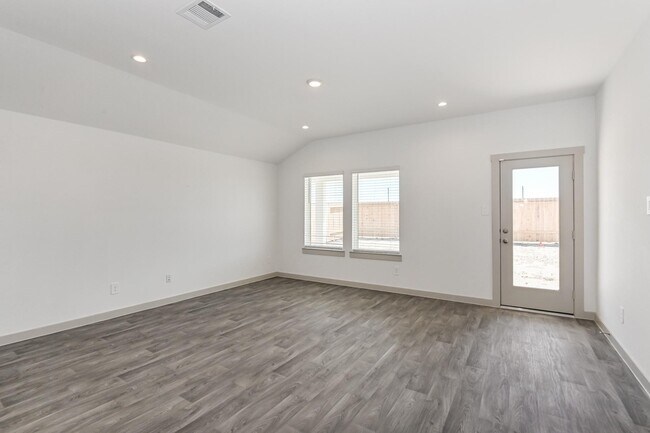 Photo - 14826 Cold Water Dr