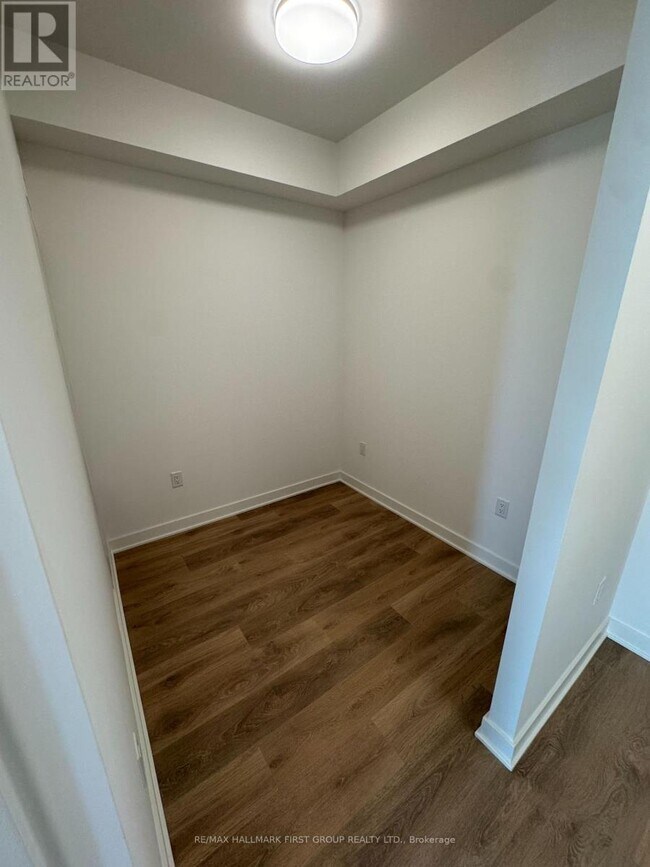 Photo - 1185 Dupont St Unit 621