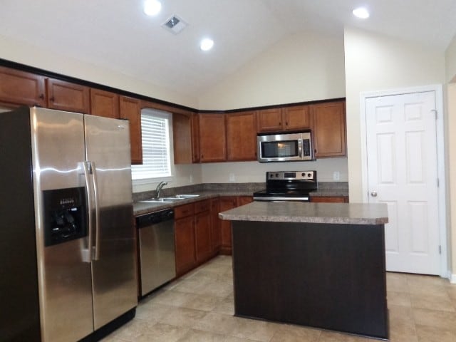 Photo - 1075 Savannah Ave