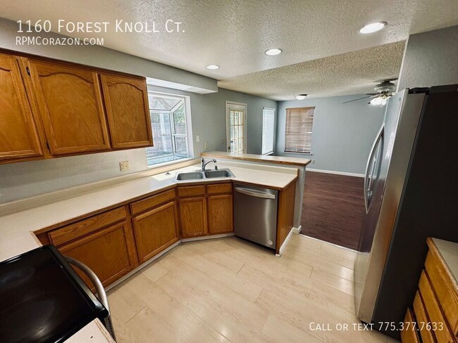 Photo - 1160 Forest Knoll Ct
