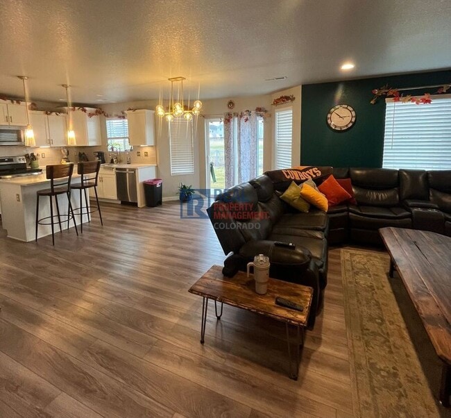 Photo - 420 Ryan Ave