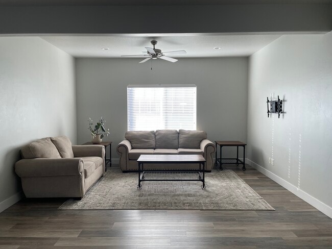 Photo - 865 S Aspen Wy