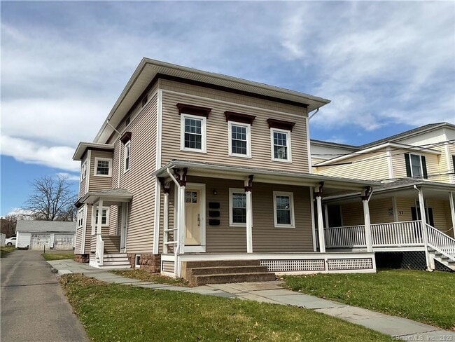 Building Photo - 61 S Main St Unit 2