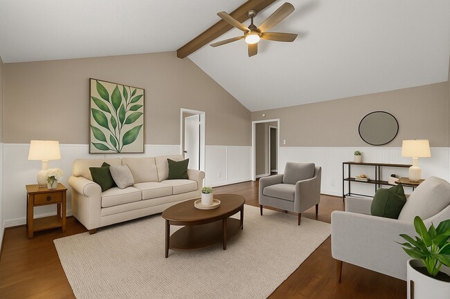 Building Photo - 718 E Lambuth Ln