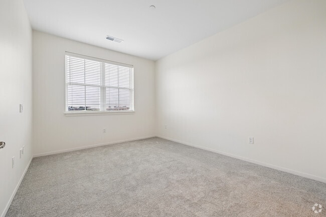2BR, 2BA - 1,358SF - Primary Bedroom