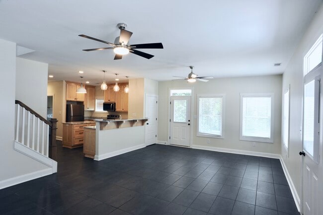 Photo - 250 Rosa Nell Howard St