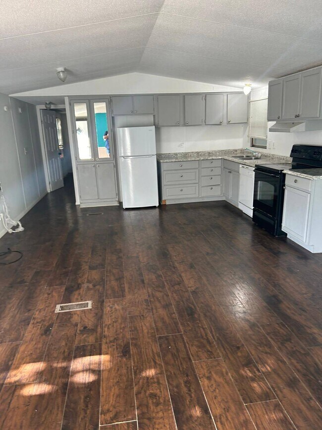 Photo - 201 S Preston Rd