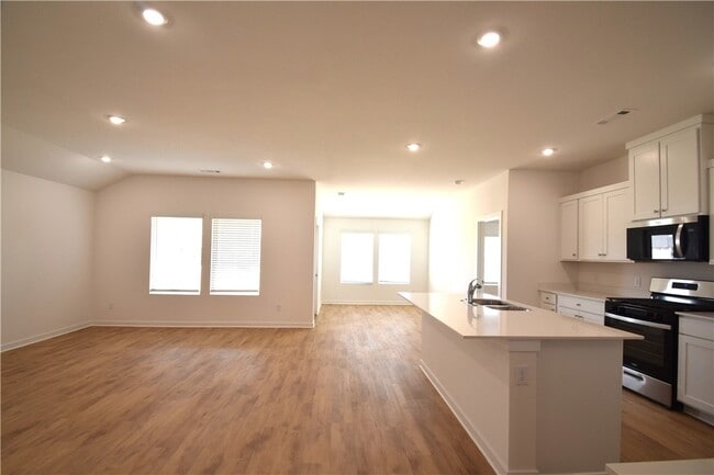 Photo - 544 Colorado St