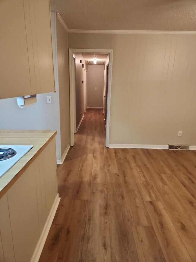 Photo - 3 Bedroom 2 bath house in Lexington