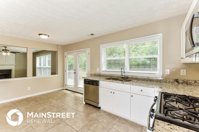 Photo - 3909 Wintersweet Dr