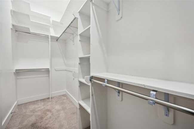 Photo - 18231 Lakepoint Rdg Ln