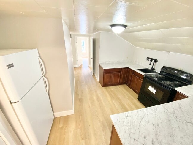 Photo - 214 Prim Rd Unit 3