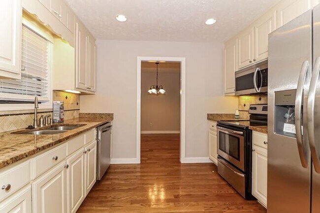 Photo - NEWLY RENOVATED, Fenced Yard!