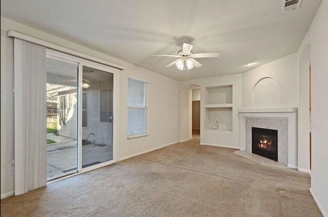 Photo - 1911 Lexington Dr