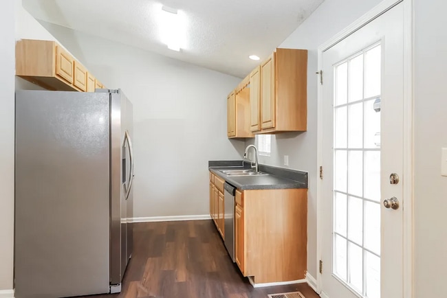 Photo - 140 Wayne Ave