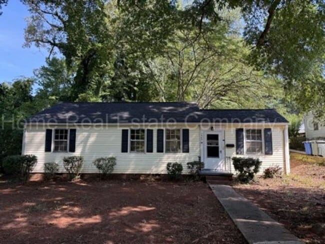 Building Photo - 1442 Revere Rd