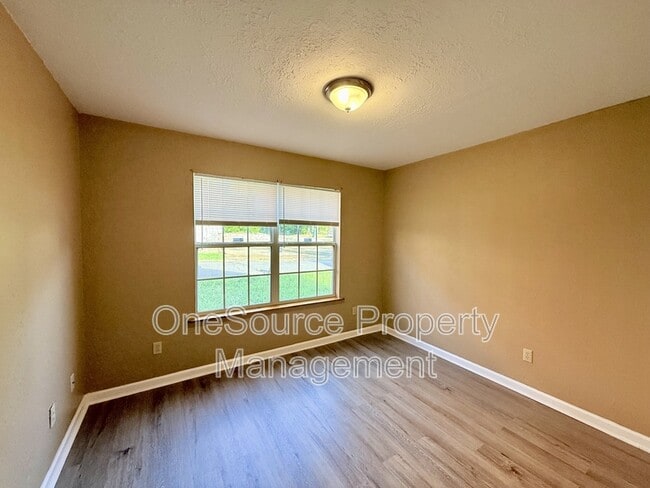 Photo - 216 S Jackson St