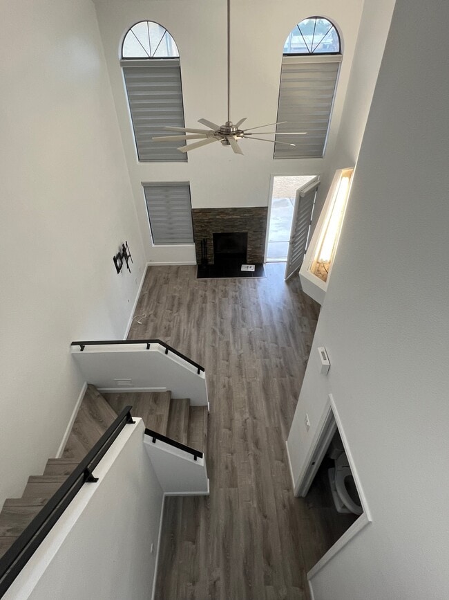 Building Photo - 7835 E Glenrosa Ave Unit 5