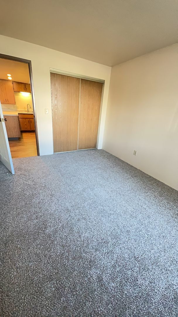 Brookside North Apartments