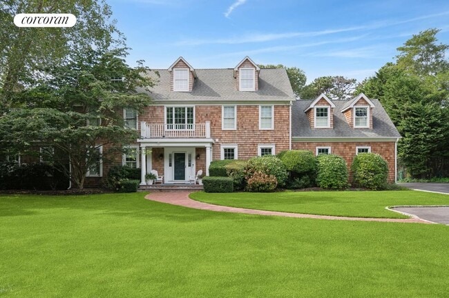 Building Photo - 270 Montauk Hwy